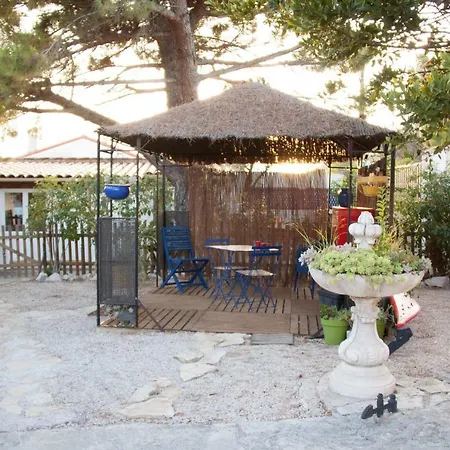 Maison D'hote Du Jas Homestay *